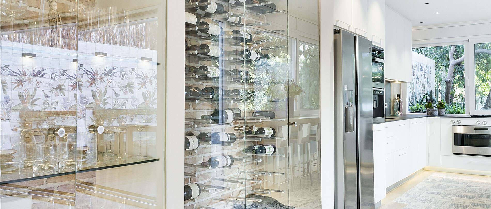 Cava/bodega a medida del proyecto de interiorismo